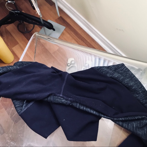 Lululemon Barre Pulse Pant Flare Two Fabrics Block Denim Plum Stretch High Waist - Picture 8 of 16